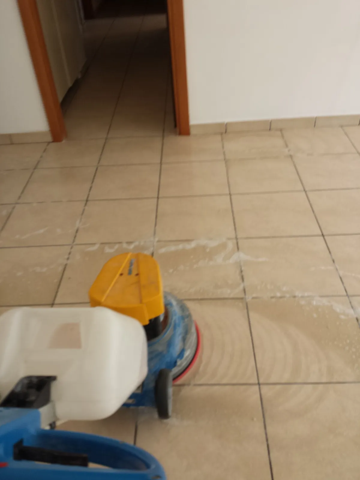 Pulizia post-cantiere di un appartamento sito in Pescara